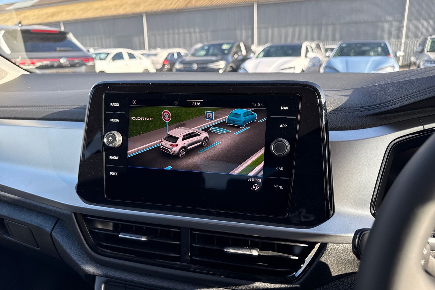 Used Volkswagen T-Roc 2025 for sale - 76416617: Photo 43