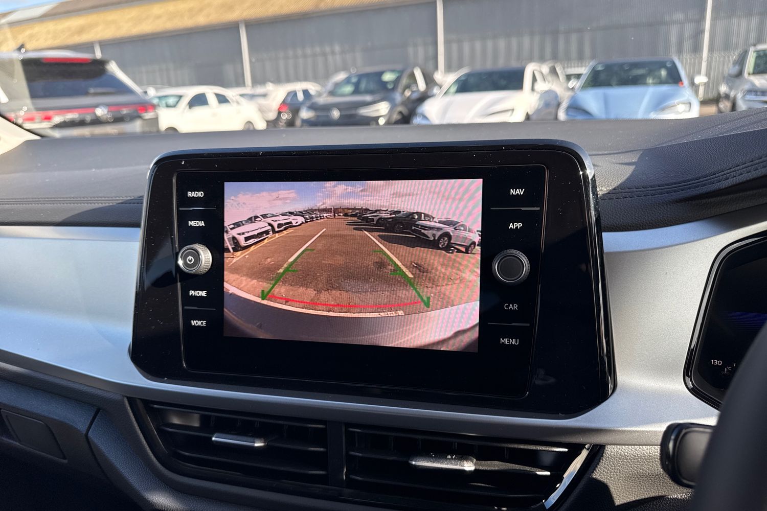 Used Volkswagen T-Roc 2025 for sale - 76416617: Photo 46