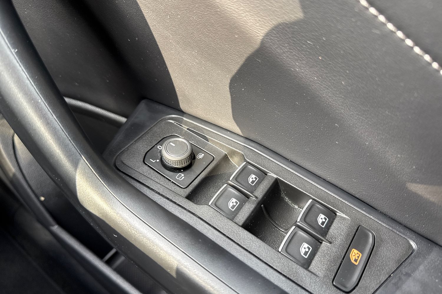 Used Volkswagen T-Roc 2024 for sale - 76697777: Photo 25