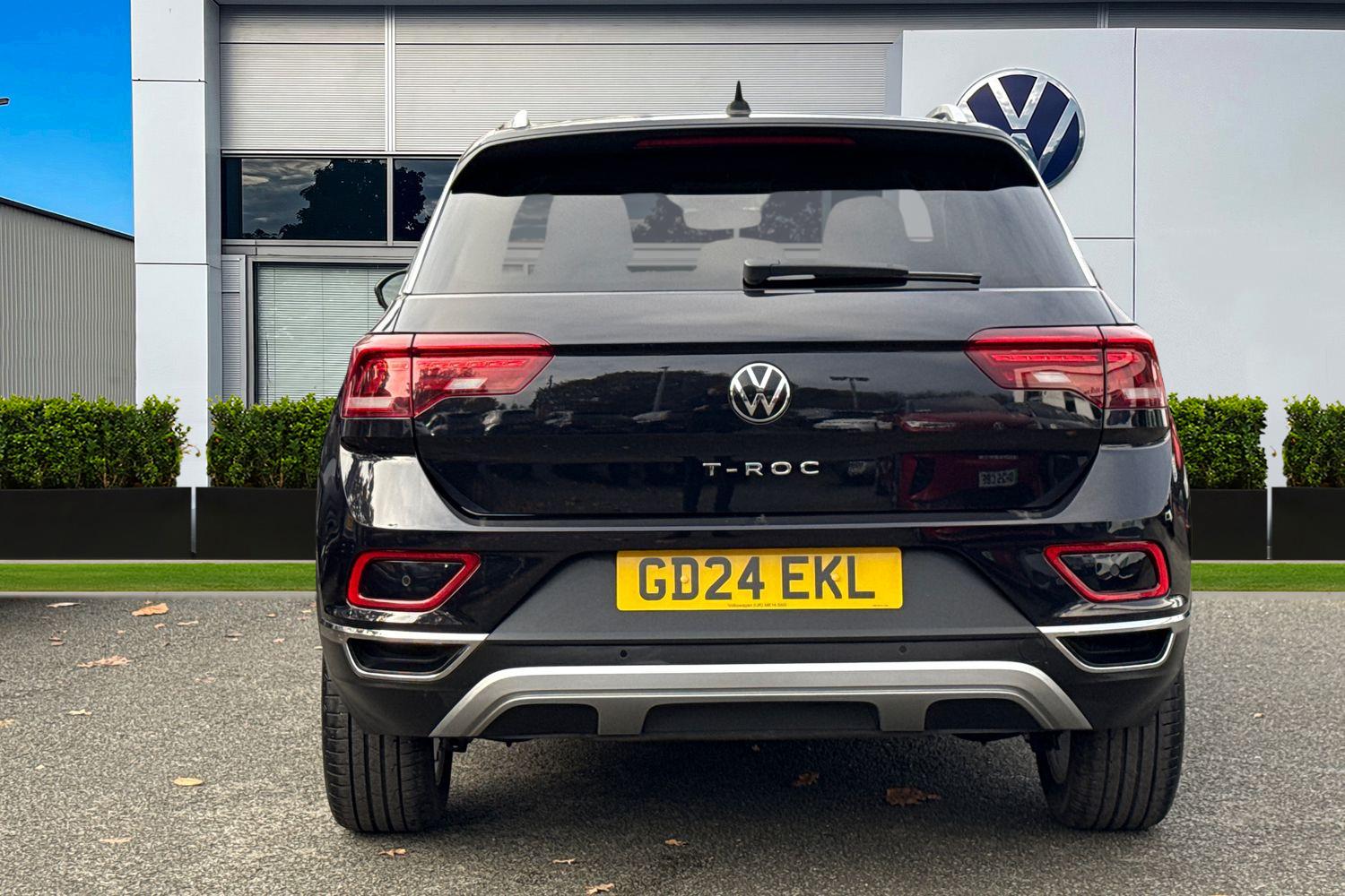 Used Volkswagen T-Roc 2024 for sale - 76697777: Photo 4