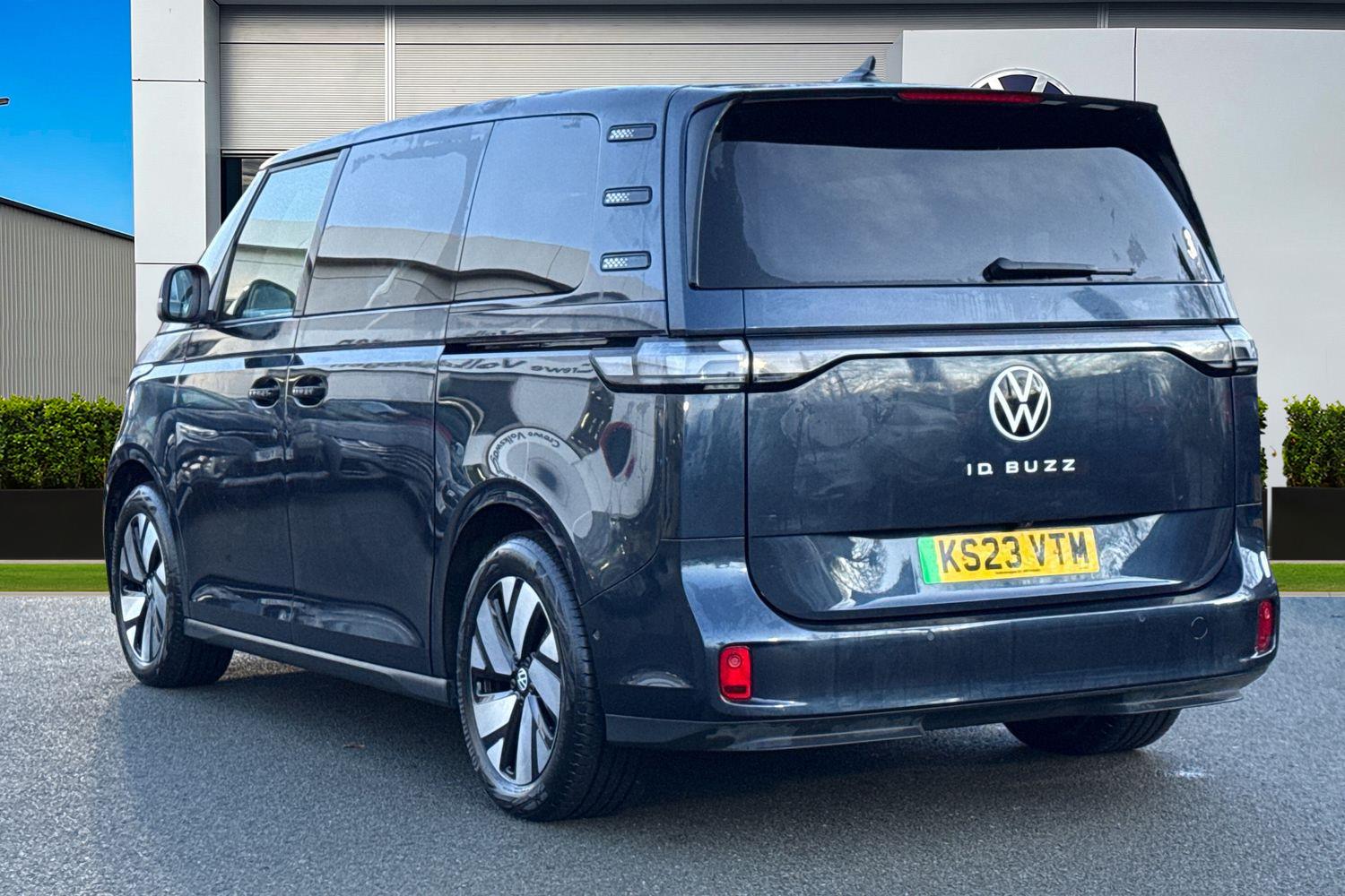 Used Volkswagen ID.Buzz 2023 for sale - 77233320: Photo 2