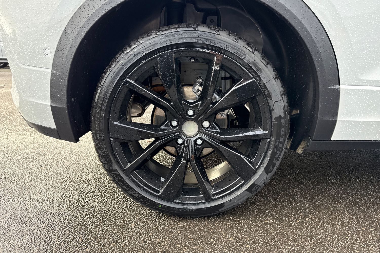 Used Volkswagen T-Roc 2025 for sale - 76405862: Photo 11