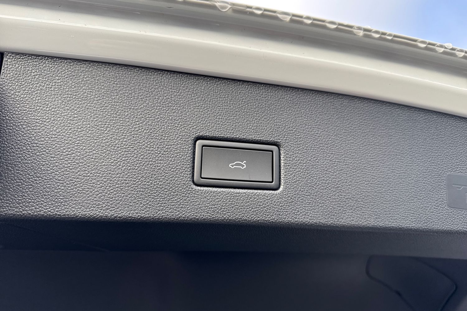 Used Volkswagen T-Roc 2025 for sale - 76405862: Photo 29