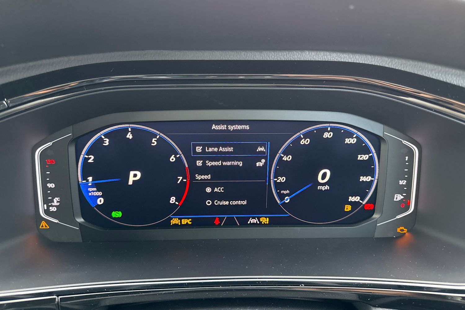 Used Volkswagen T-Roc 2025 for sale - 76405862: Photo 34