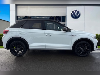 Used Volkswagen T-Roc 2025 for sale - 76405862: Photo
