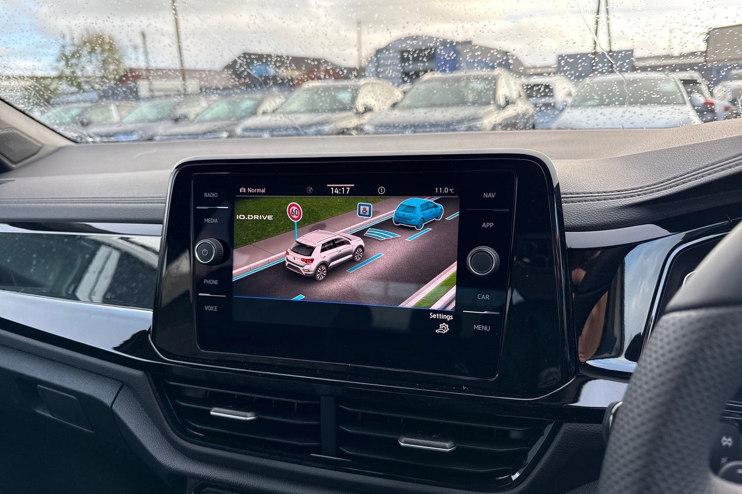 Used Volkswagen T-Roc 2025 for sale - 76405862: Photo 49