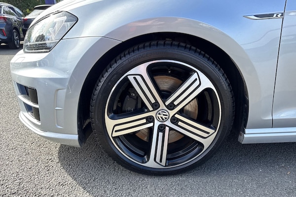 Used Volkswagen Golf 2015 for sale - 76182151: Photo 24