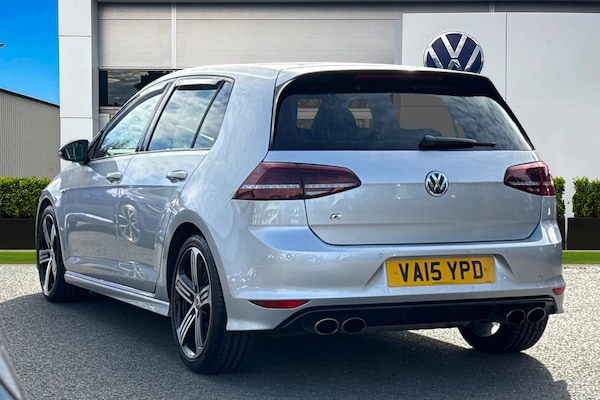 Used Volkswagen Golf 2015 for sale - 76182151: Photo 2