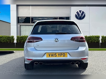 Used Volkswagen Golf 2015 for sale - 76182151: Photo 4