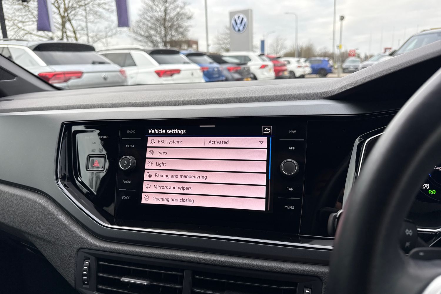 Used Volkswagen Polo 2022 for sale - 77076787: Photo 42