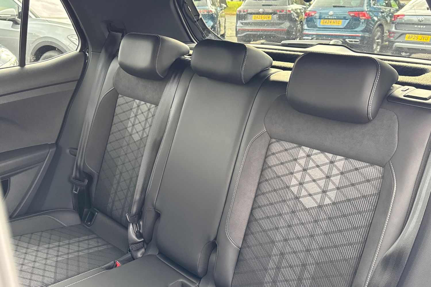 Used Volkswagen T-Cross 2024 for sale - 76385533: Photo 19