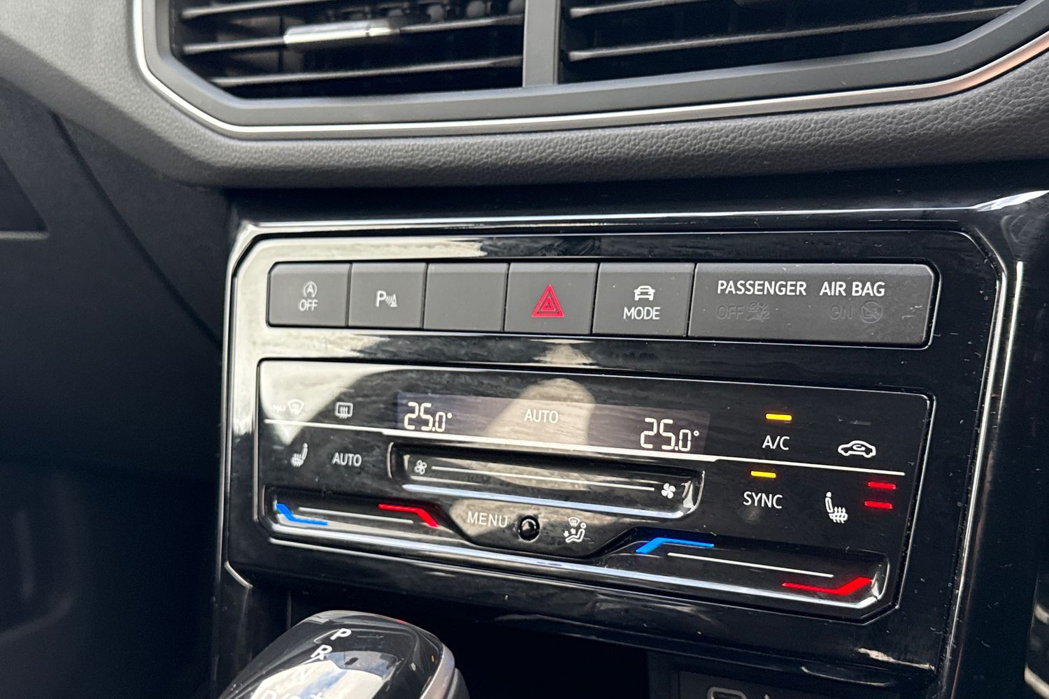 Used Volkswagen T-Cross 2024 for sale - 76385533: Photo 37