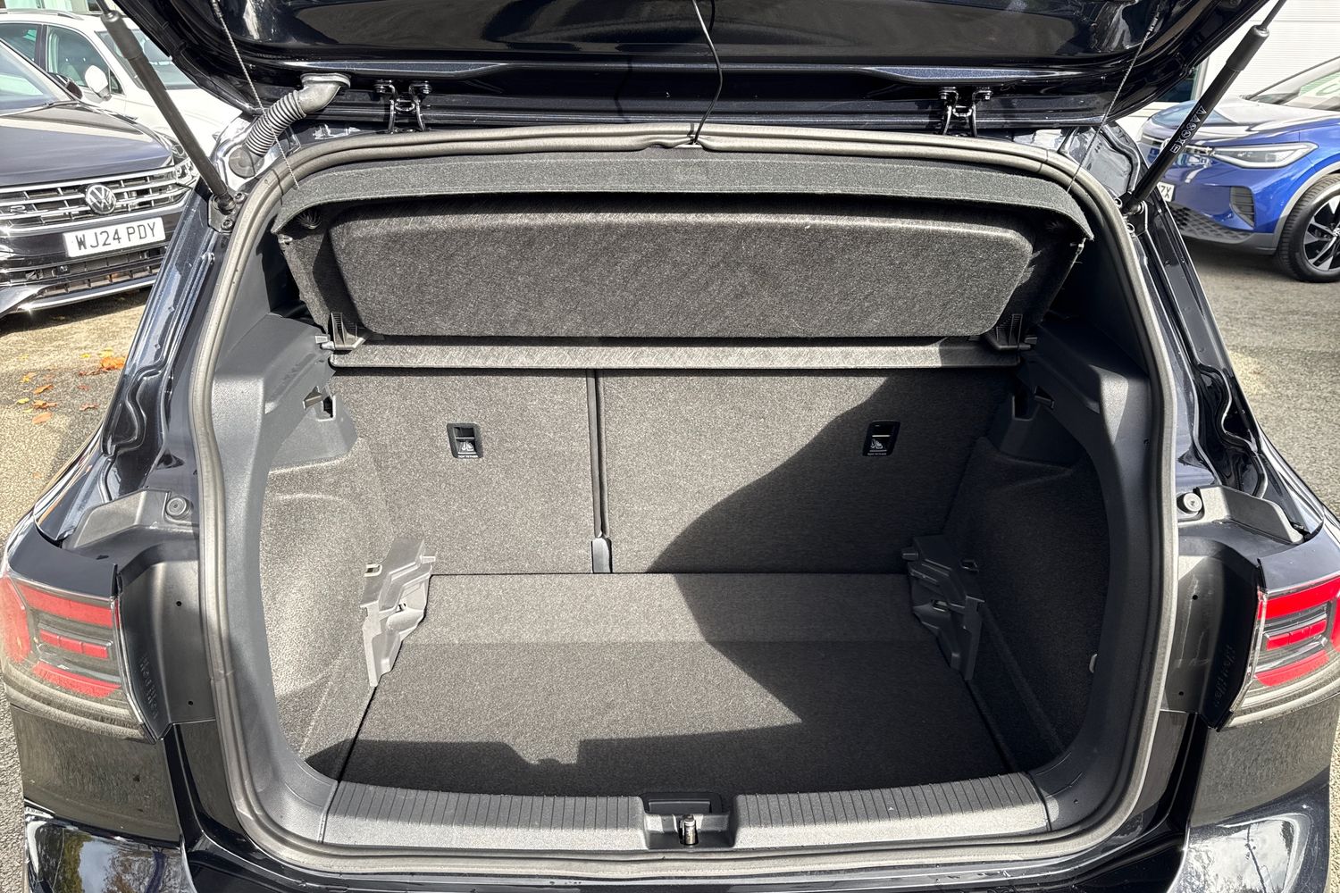 Used Volkswagen T-Cross 2024 for sale - 76385533: Photo 7