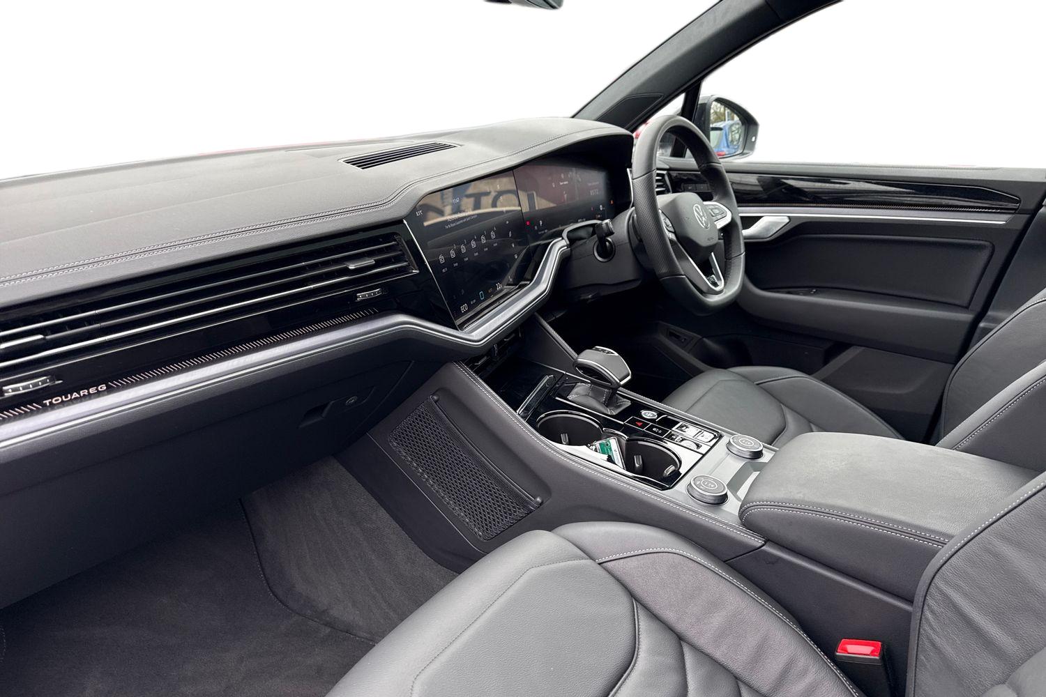 Used Volkswagen Touareg 2025 for sale - 77541015: Photo 15