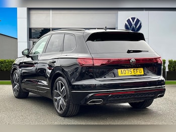 Used Volkswagen Touareg 2025 for sale - 77541015: Photo