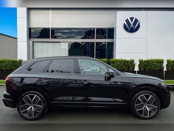 Used Volkswagen Touareg 2025 for sale - 77541015: Photo