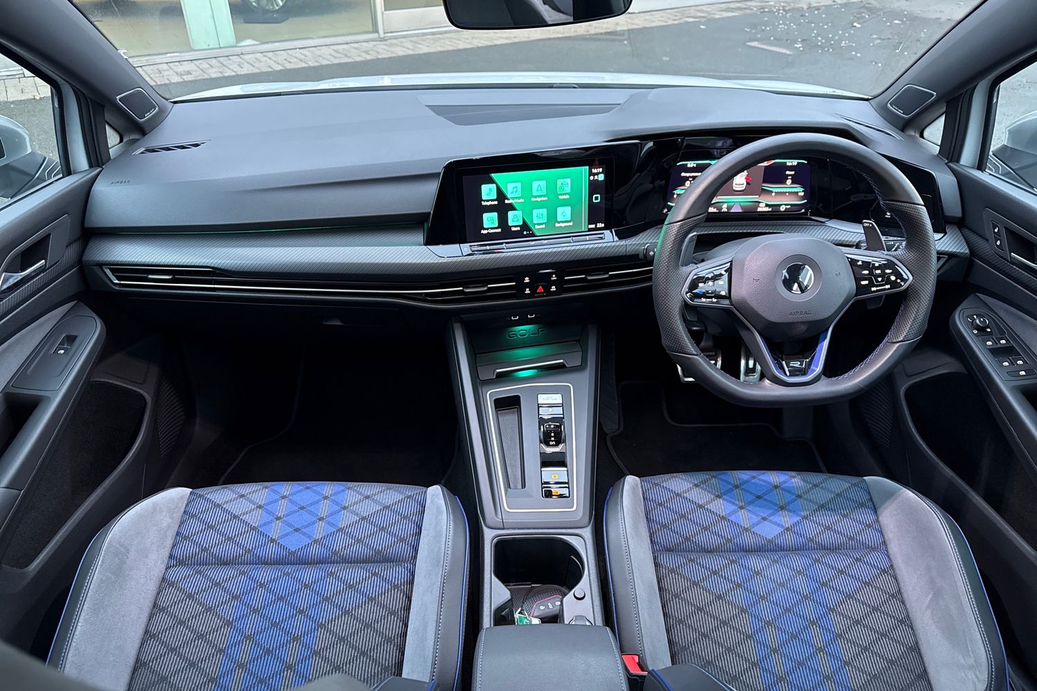 Used Volkswagen Golf 2021 for sale - 77415348: Photo 41