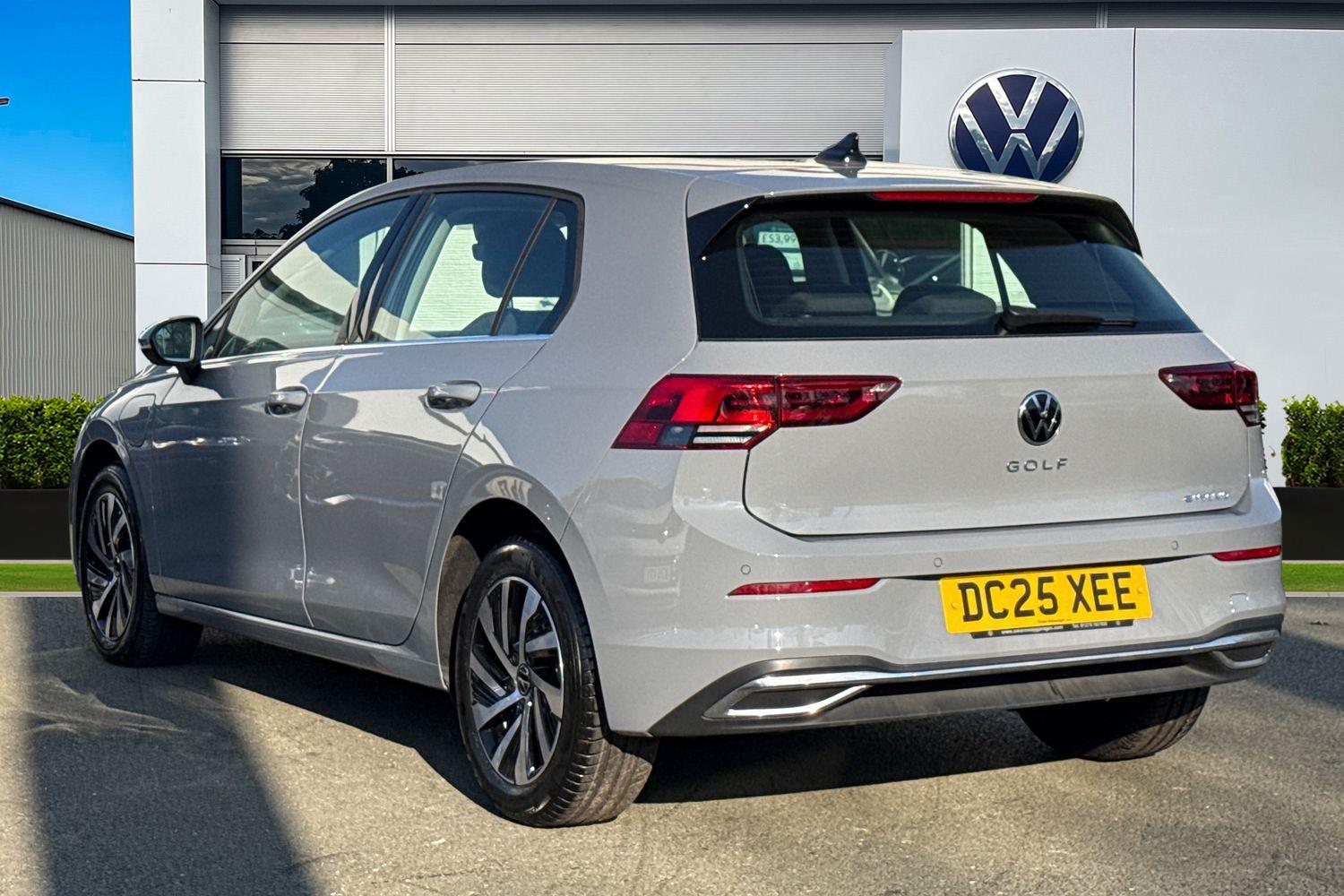 Used Volkswagen Golf 2025 for sale - 77758462: Photo 2