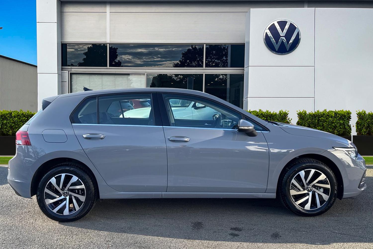 Used Volkswagen Golf 2025 for sale - 77758462: Photo 3