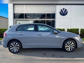 Used Volkswagen Golf 2025 for sale - 77758462: Photo