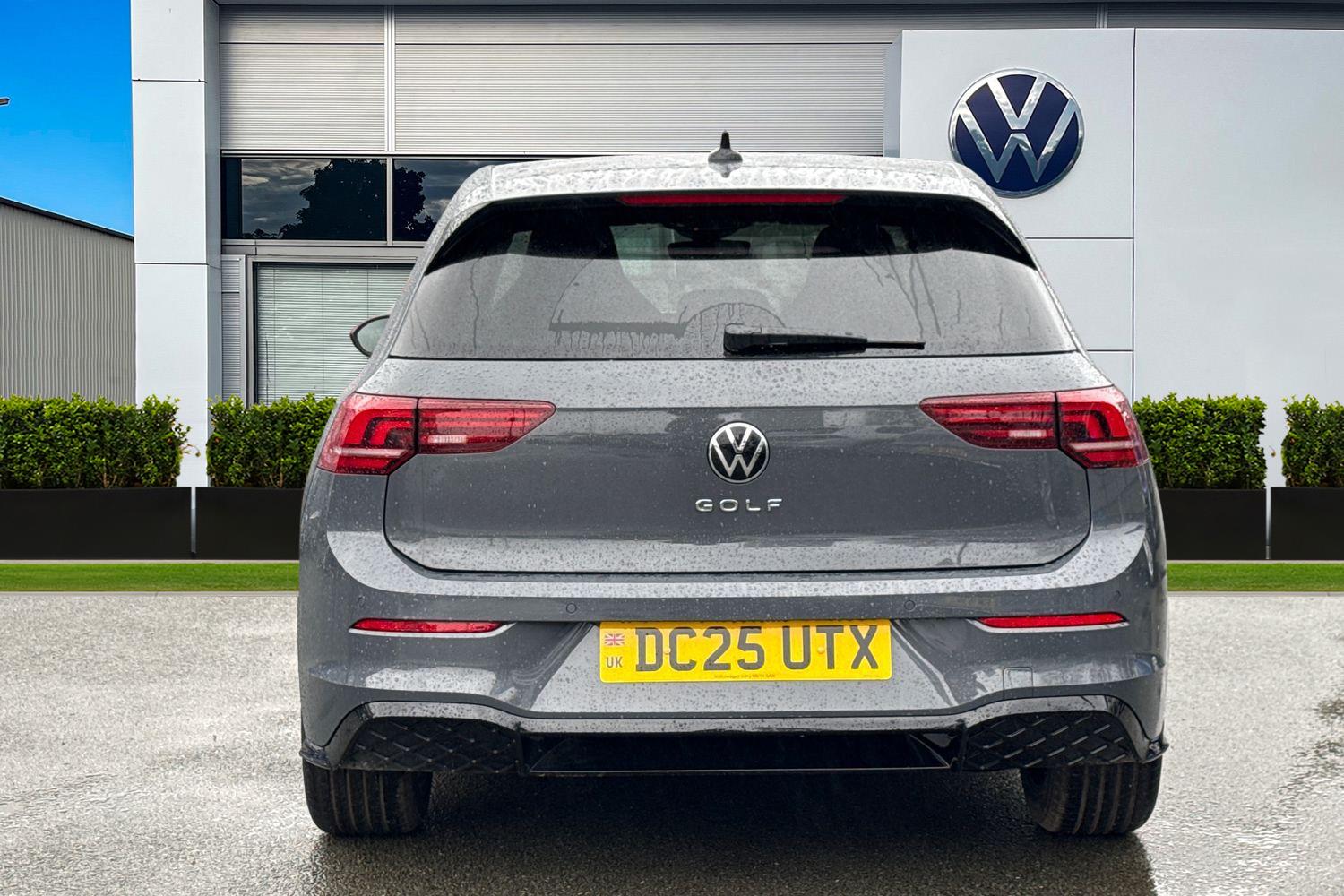 Used Volkswagen Golf 2025 for sale - 77302905: Photo 4