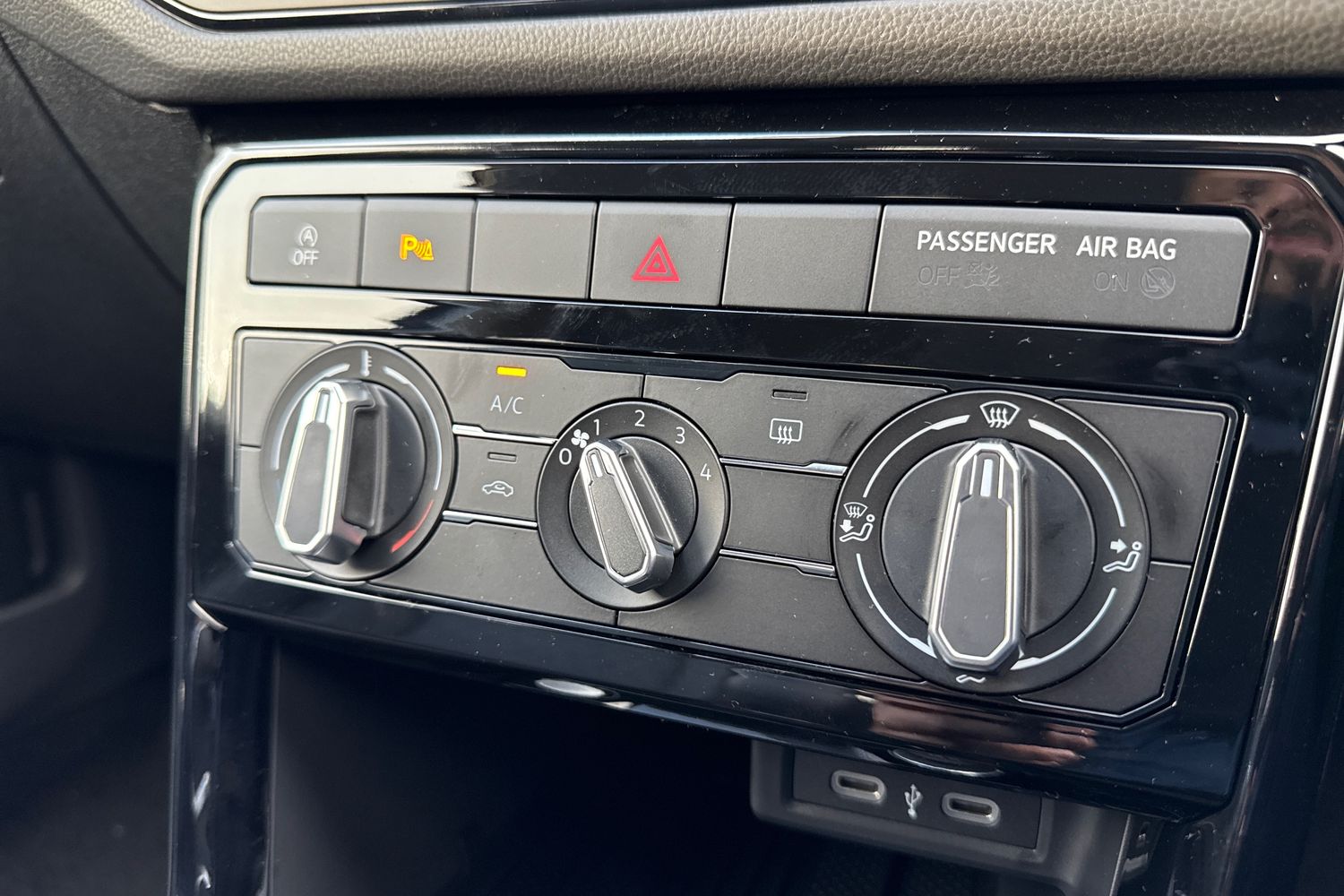 Used Volkswagen T-Cross 2025 for sale - 76405847: Photo 21