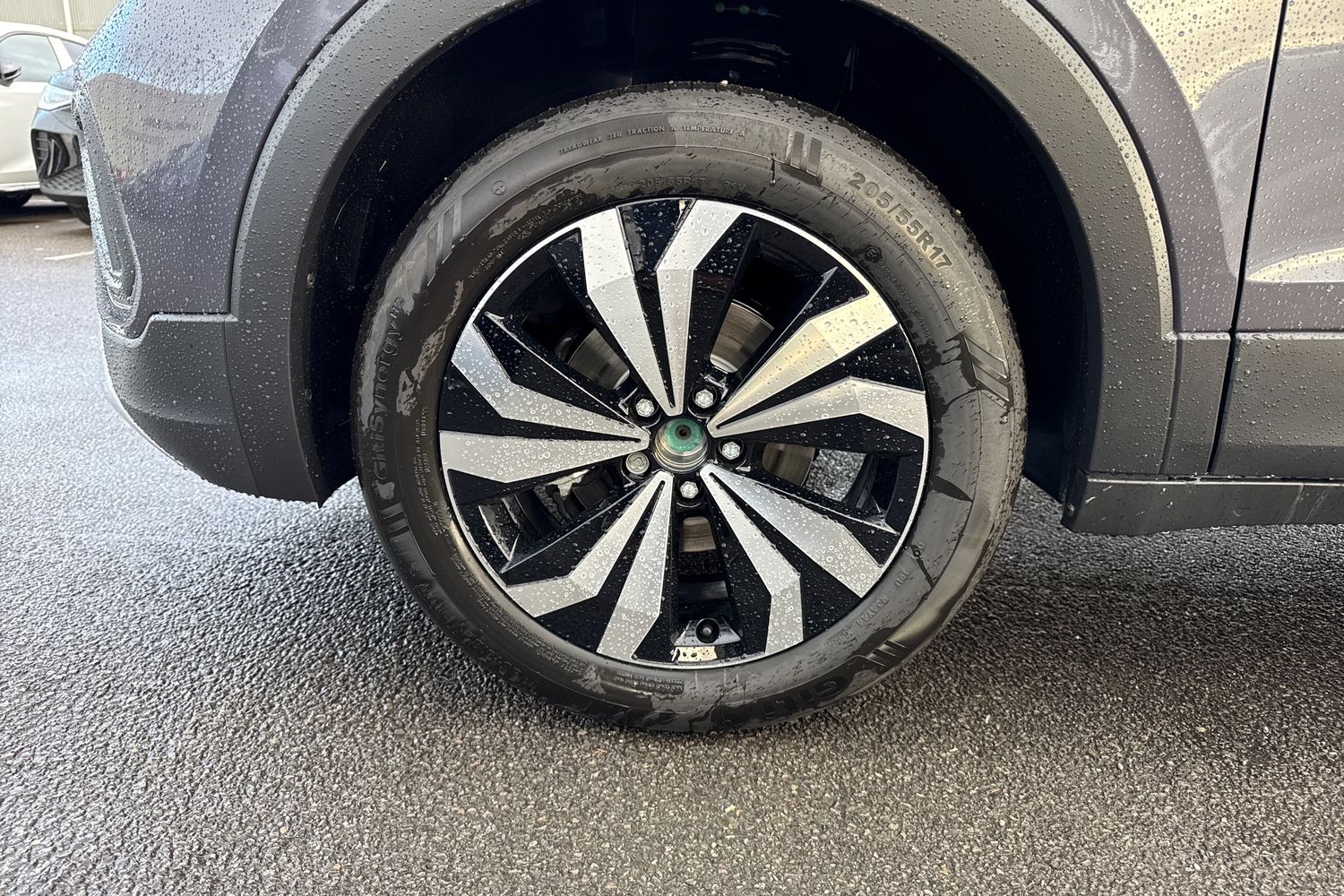 Used Volkswagen T-Cross 2025 for sale - 76405847: Photo 9