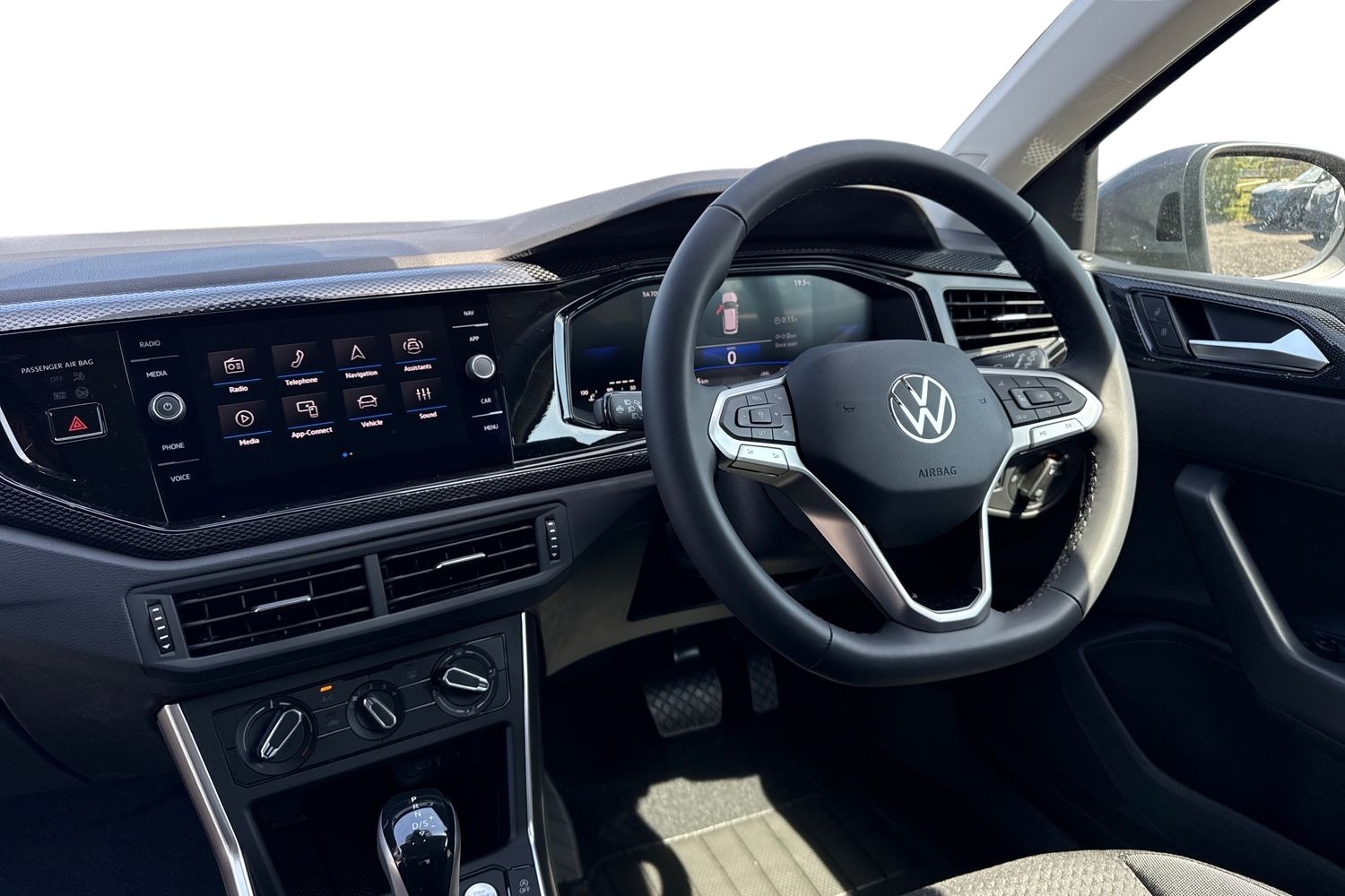 Used Volkswagen Taigo 2025 for sale - 76421384: Photo 17