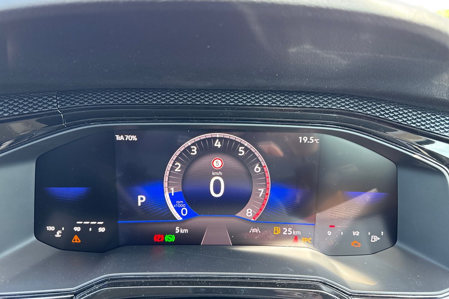 Used Volkswagen Taigo 2025 for sale - 76421384: Photo 33