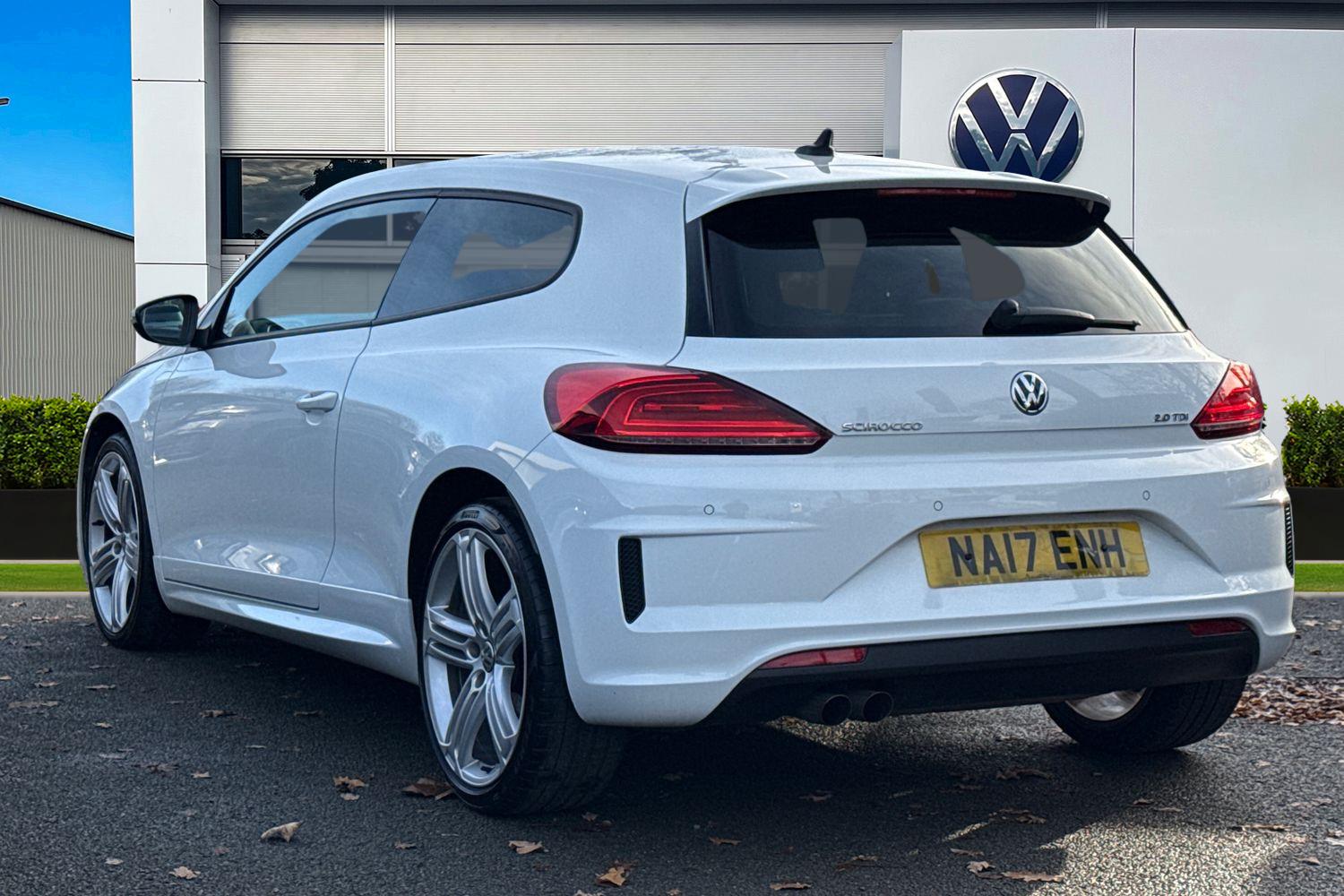 Used Volkswagen Scirocco 2017 for sale - 76909476: Photo 2