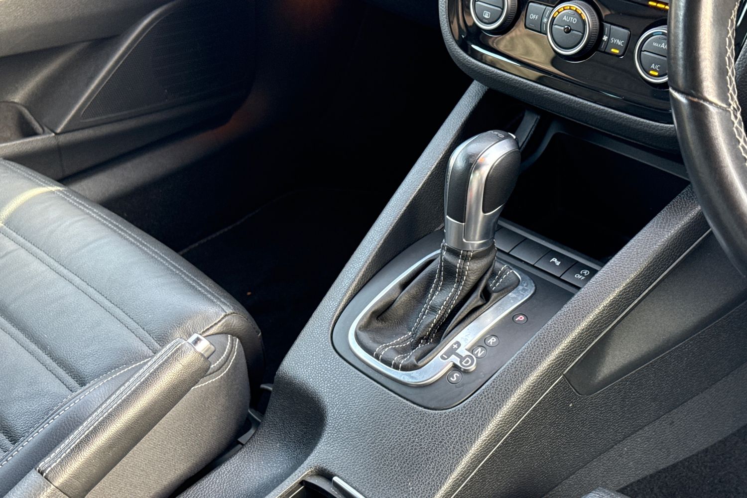 Used Volkswagen Scirocco 2017 for sale - 76909476: Photo 23