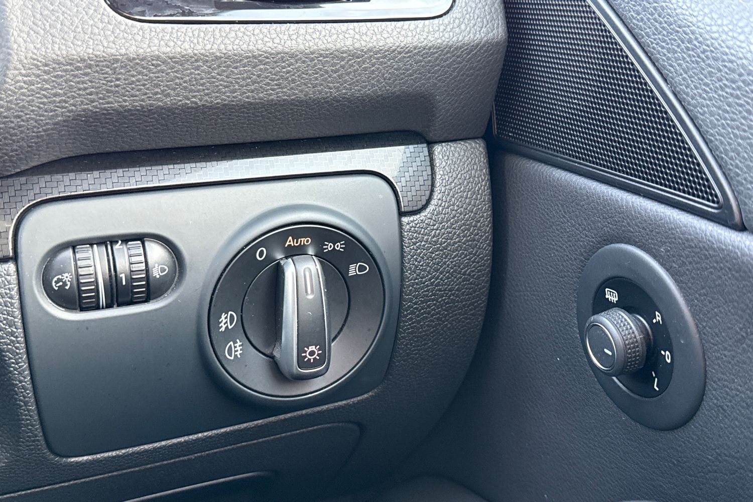 Used Volkswagen Scirocco 2017 for sale - 76909476: Photo 25