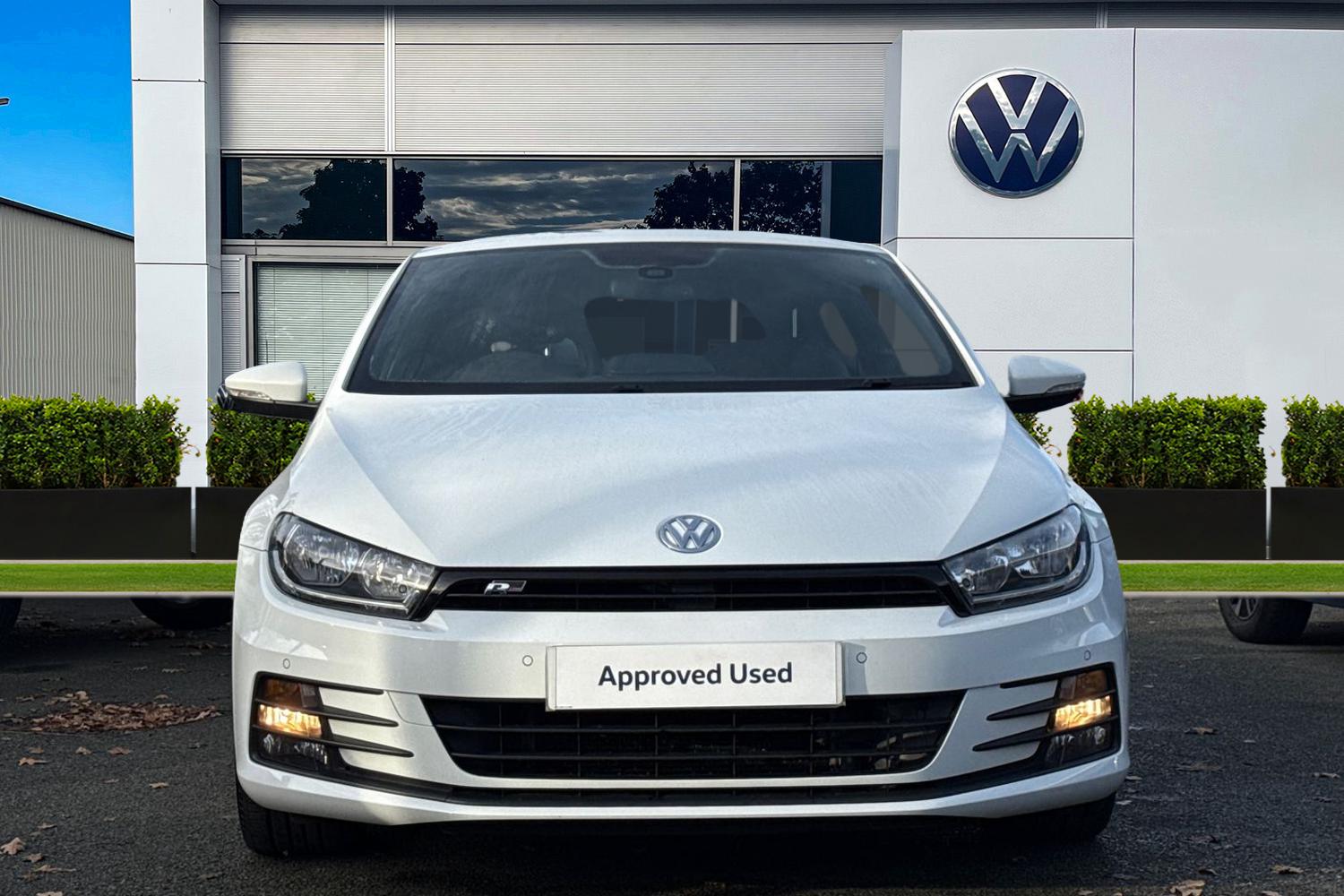 Used Volkswagen Scirocco 2017 for sale - 76909476: Photo 6