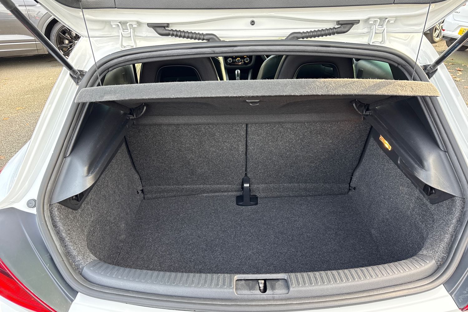 Used Volkswagen Scirocco 2017 for sale - 76909476: Photo 7