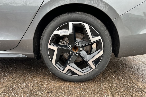 Used Volkswagen Passat 2025 for sale - 75819387: Photo 10