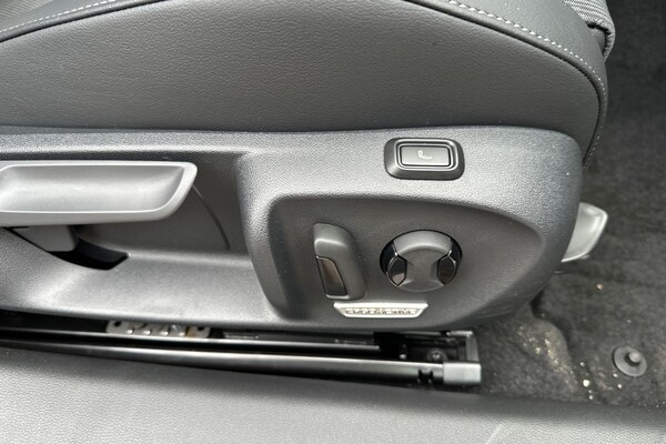 Used Volkswagen Passat 2025 for sale - 75819387: Photo 30
