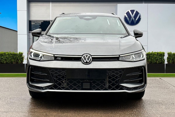 Used Volkswagen Passat 2025 for sale - 75819387: Photo 5