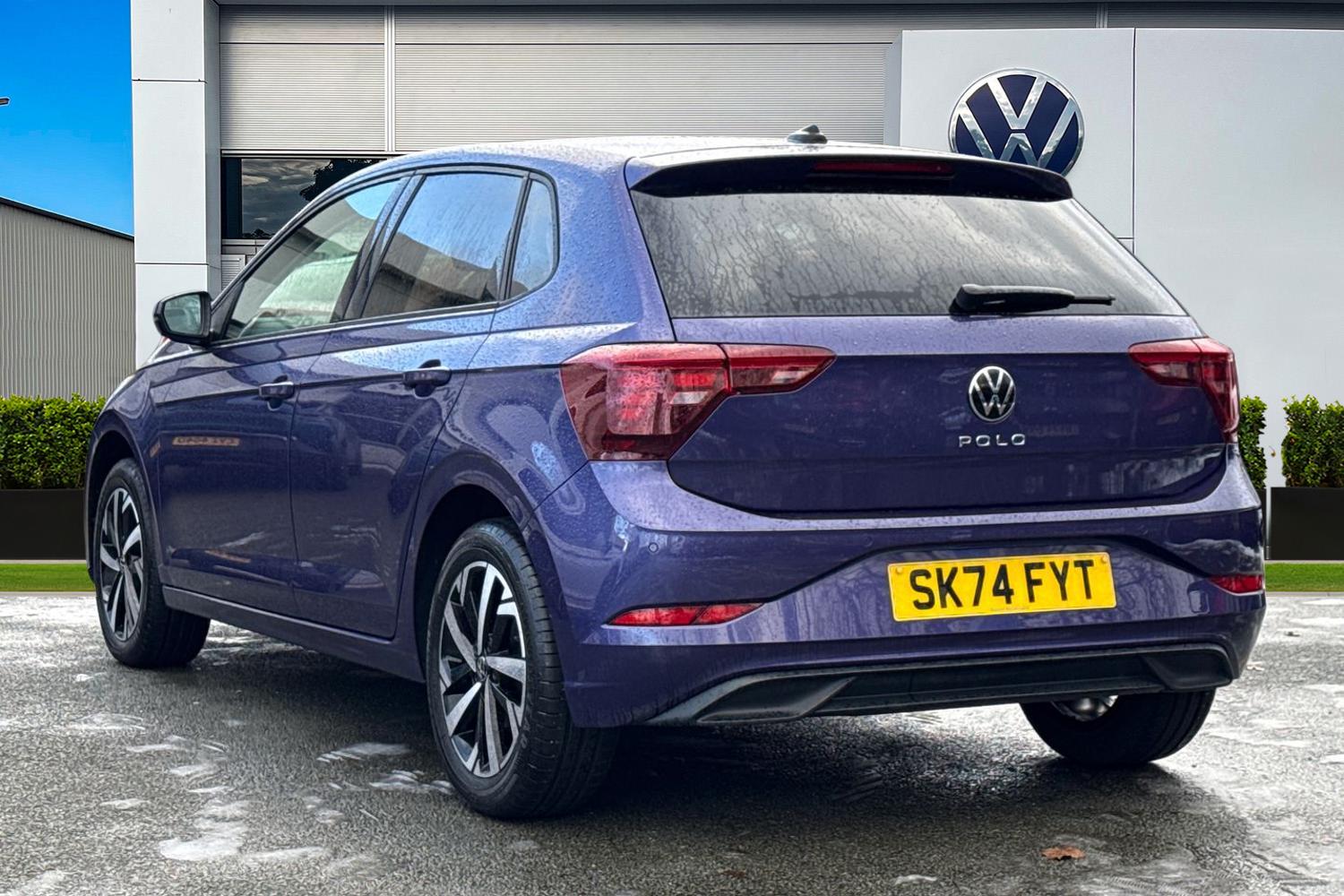 Used Volkswagen Polo 2024 for sale - 77135370: Photo 2