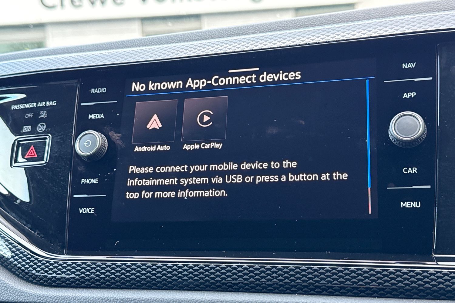 Used Volkswagen Polo 2024 for sale - 77135370: Photo 28