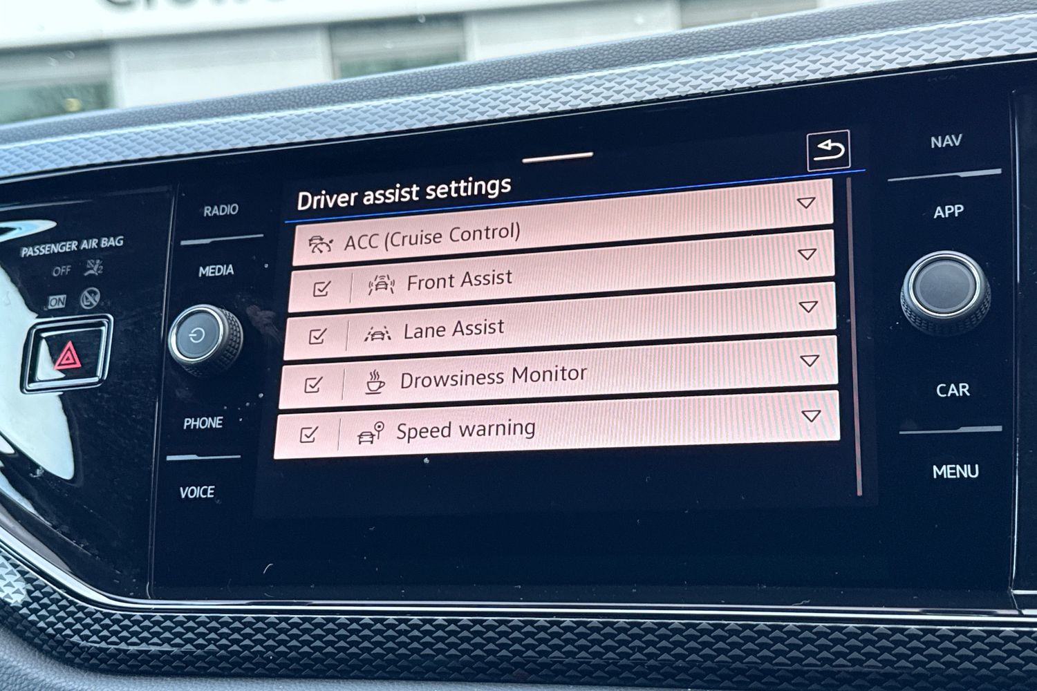 Used Volkswagen Polo 2024 for sale - 77135370: Photo 29