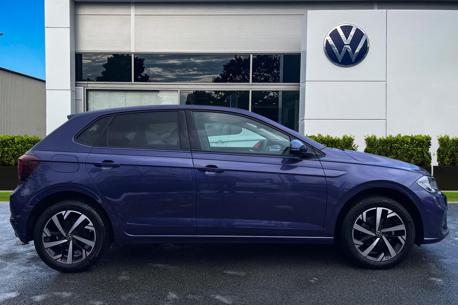 Used Volkswagen Polo 2024 for sale - 77135370: Photo 3