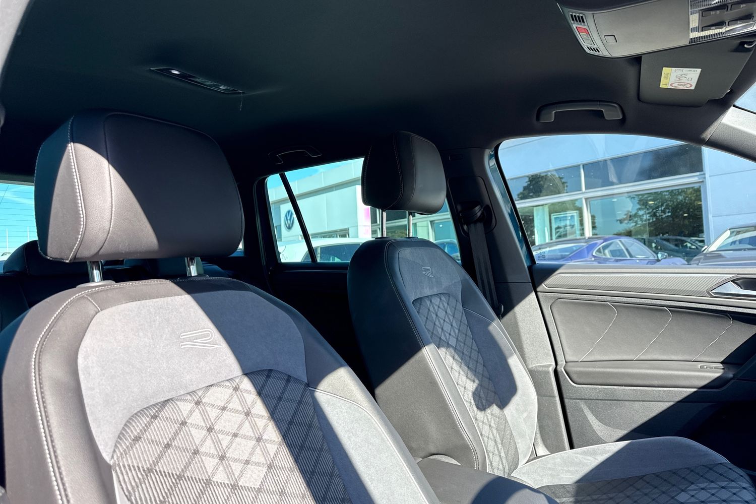 Used Volkswagen Tiguan 2024 for sale - 75850623: Photo 24