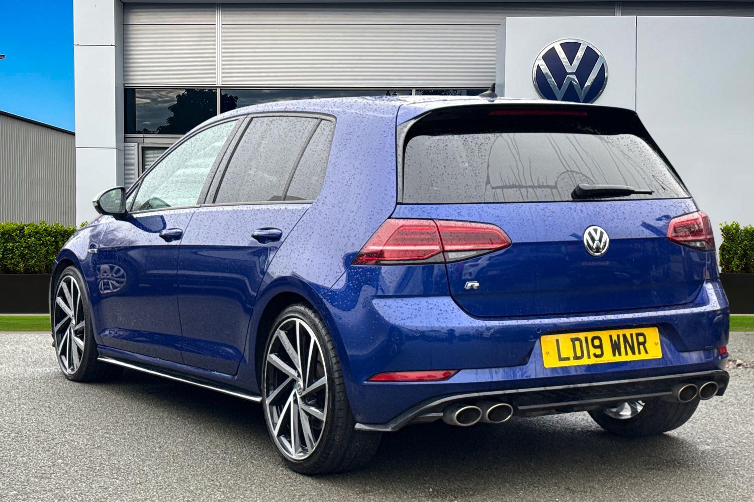Used Volkswagen Golf 2019 for sale - 77382508: Photo 2