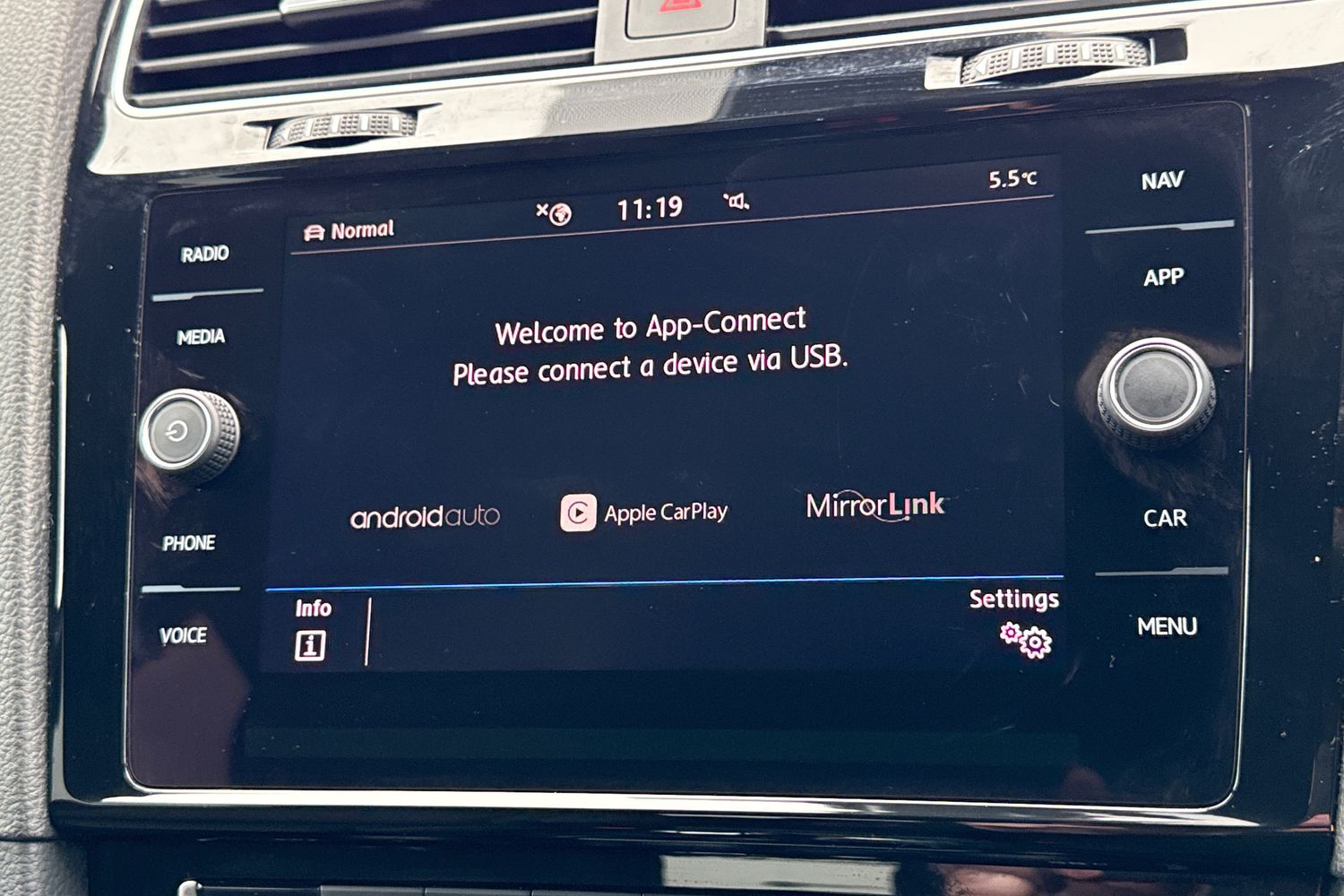 Used Volkswagen Golf 2019 for sale - 77382508: Photo 29