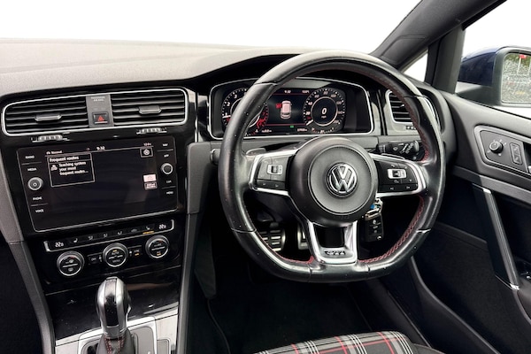 Used Volkswagen Golf 2018 for sale - 76288319: Photo 18