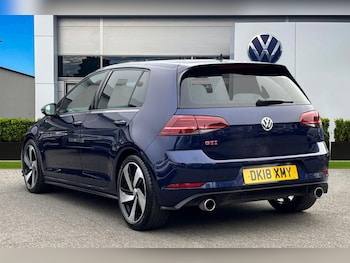 Used Volkswagen Golf 2018 for sale - 76288319: Photo 2