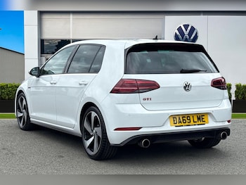 Used Volkswagen Golf 2019 for sale - 78909168: Photo