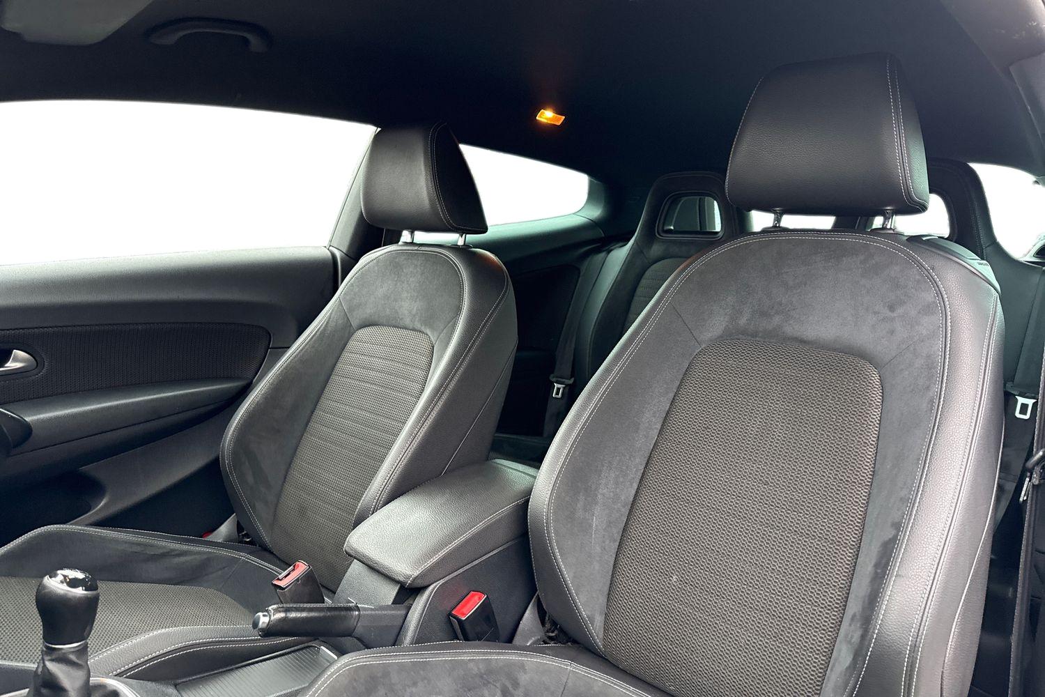 Used Volkswagen Scirocco 2015 for sale - 76558223: Photo 10