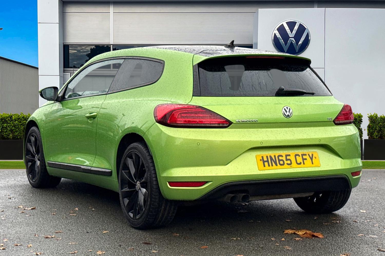 Used Volkswagen Scirocco 2015 for sale - 76558223: Photo 2