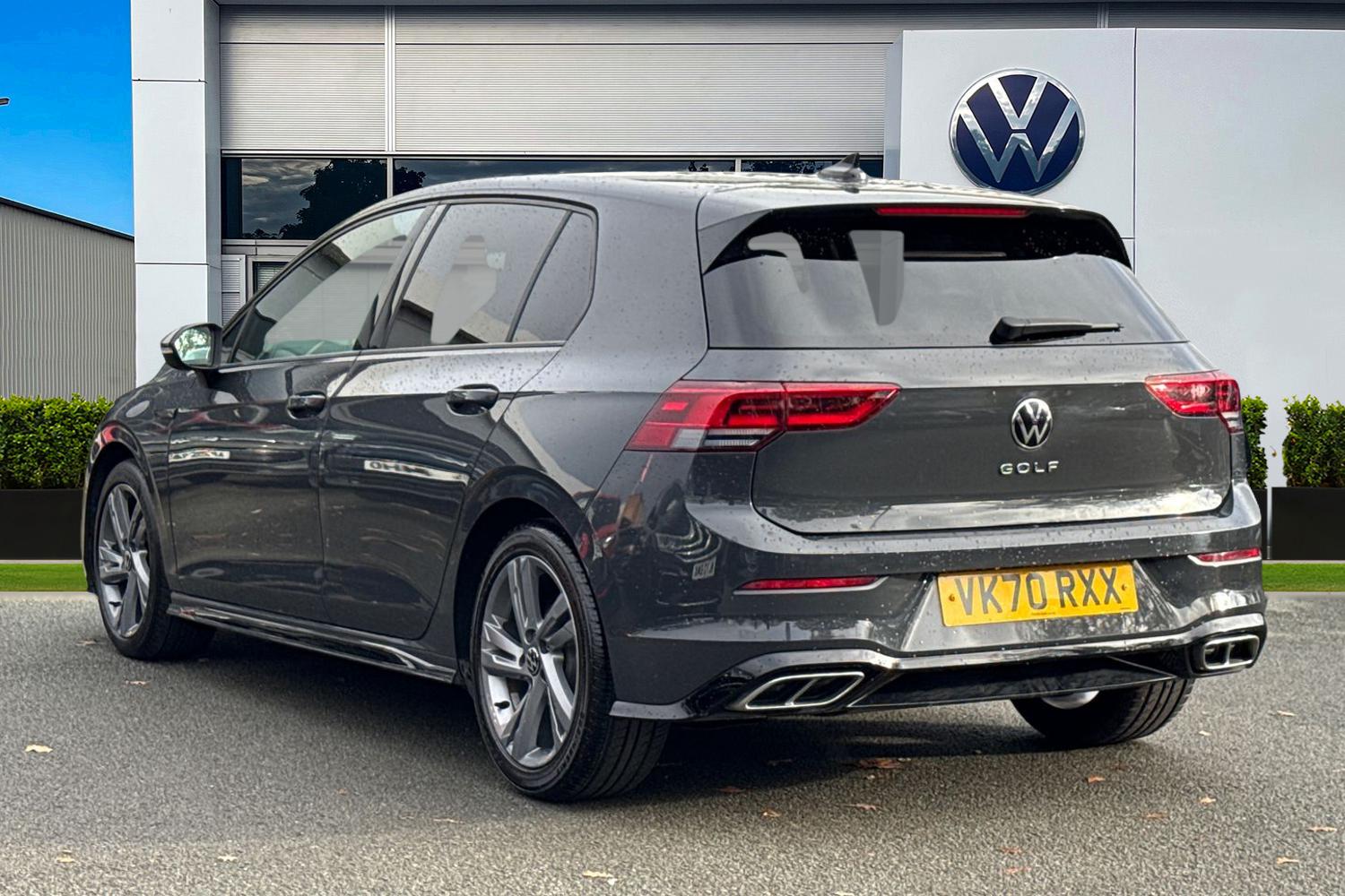 Used Volkswagen Golf 2020 for sale - 76630042: Photo 2